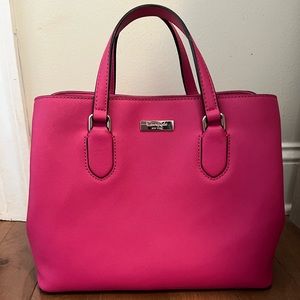 Pink Kate Spade Satchel - perfect for summer!